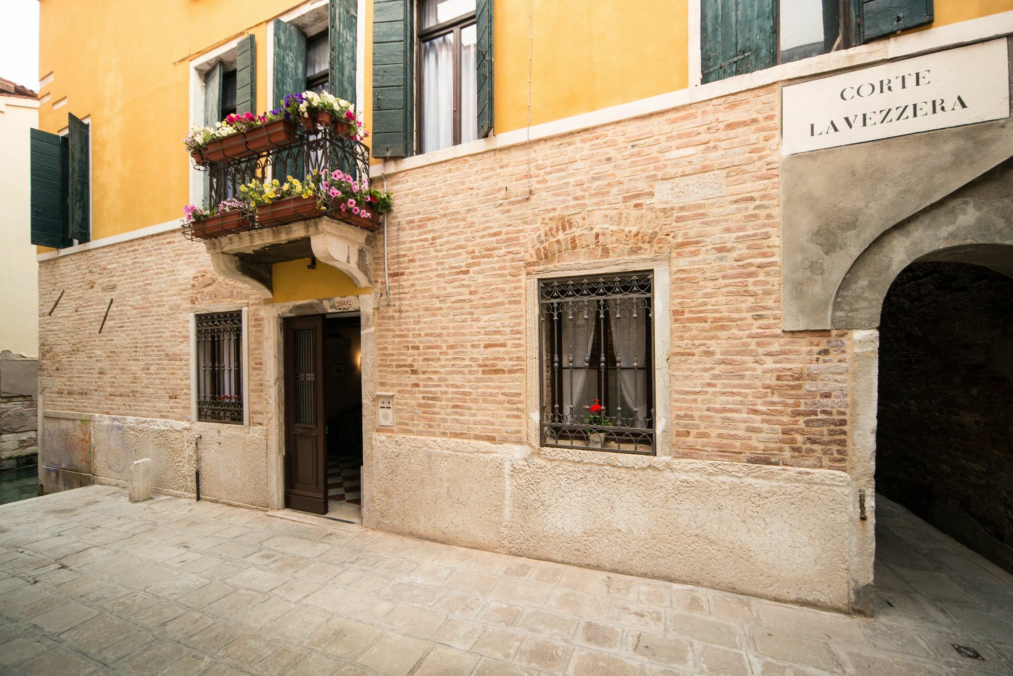 Ca' Lavezzera Hotel Venedig Eksteriør billede